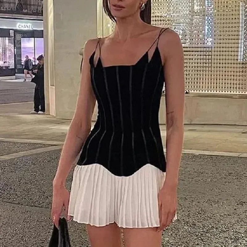 Skinny Pleated Dress for Summer Women's 2024 New Chic High Waist Velvet Spliced Pleated Bottom Sling Mini Dress